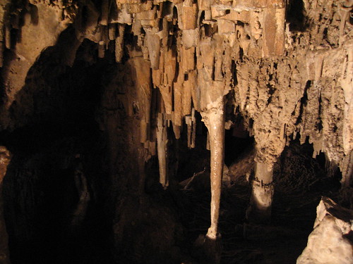 park usa montana state lewis clark cave stalagmite stalagtite caverns flowstone