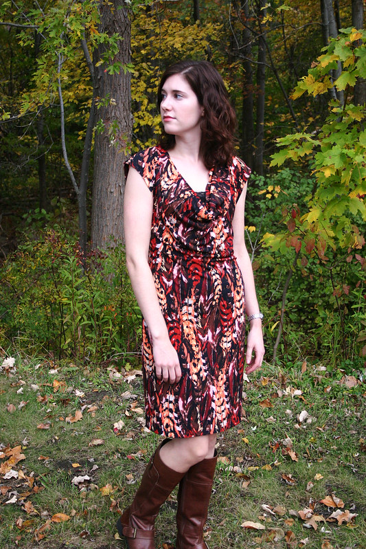 Pattern Review: Vogue 1250 [Feather Dress] - Sew Wrong