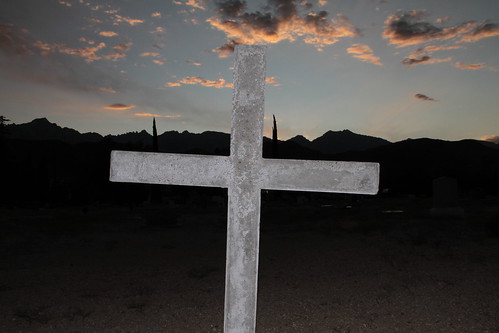 sunset graveyard cross lonepine oldcross sunsetcross