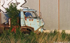 Citroën N350 Belphégor abandoned truck