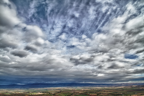 sky horizontal clouds contrast canon washington day open cloudy horizon wideangle fields farms hdr rainclouds vast easternwashington canoneos7d tamronspaf1024mmf3545diiildaspherical flickrandroidapp:filter=none