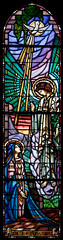 vitrail de l'église St Blaise/St Martin à Chaudes Aigues.