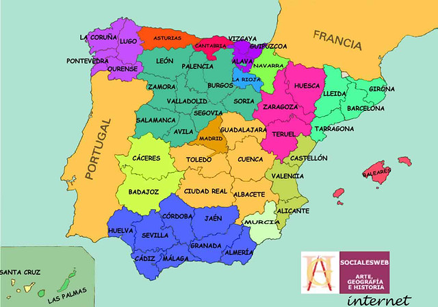 Qué bonita eres España, como tu no hay otra, que bello es el diseño de tu mapa... yo soy Valencia Aragon Andalucía Galicia y, soy bilingüe Cataluña...por ella doy la vida pero ojo, que nadie pise el callo, entonces sale el estribillo  de ¡Bon cop de falç!