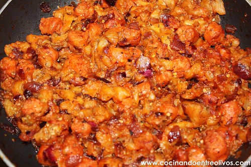 Berenjenas rellenas de salchicha roja www.cocinandoentreolivos (12)