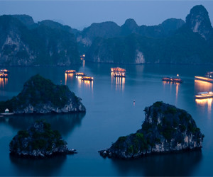Best travel destination photos 05 Halong Bay Vietnam