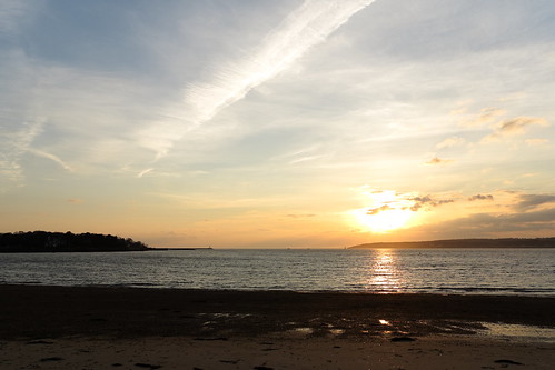 sunset sky sun beach clouds ma massachusetts horizon shoreline newengland sunsets gloucester beaches goldenhour nilesbeach