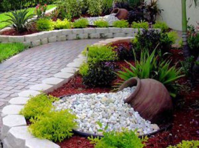 12 Absolutely Great Garden Decor Ideas For Stylish Garden