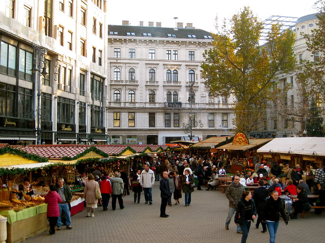 Budapest Christmas Fair, Vorosmarty Square