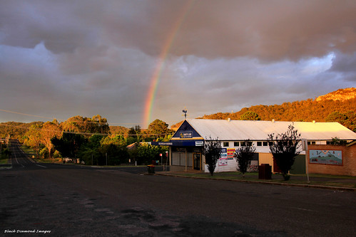 storm rainbow australia greatlakes nsw bulahdelah afternoonlight bdi 11thnovember2012 bulahdelahhardware