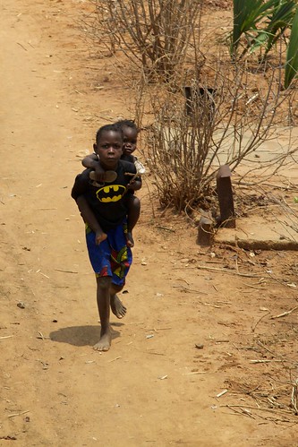 africa children batman zambia 5star kafue canonef24105mmf4lis