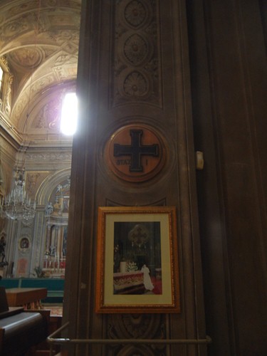 DSCN3717 _ Photo of the visiting Pope John Paul II in Cattedrale di San Giorgio (Duomo), Ferrara, 17 October