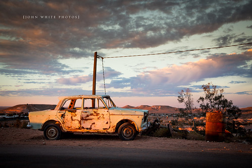 sunset car vintage desert cloudy drum australia outback wreck southaustralia cooberpedy centralaustralia