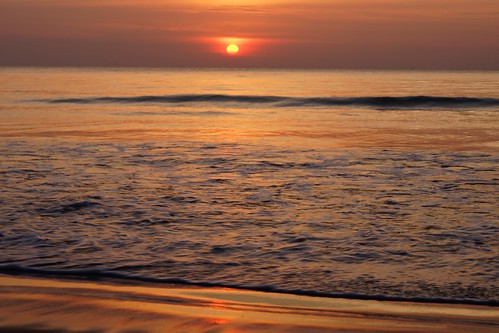 sunset sea sun reflection beach thailand sand december waves sony alpha khaolak 2012 phangnga a65 totallythailand kheukkhak