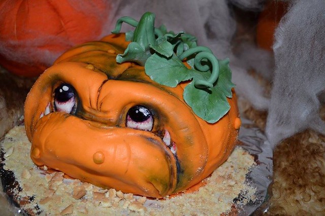 Halloween Cake by Irina Kramorenko of IrinaK