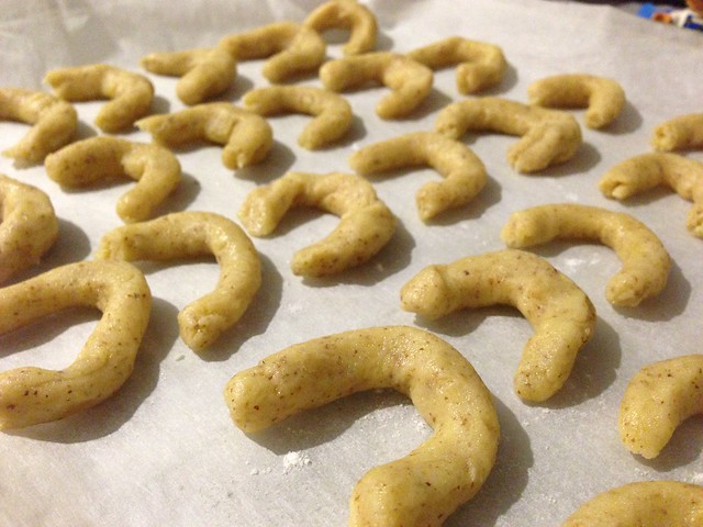 Horseshoe cookies prior baking