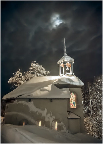 christmas winter moon snow france church night clouds still nikon quiet chapel megeve 2470mm d700 lecheminducalvaire