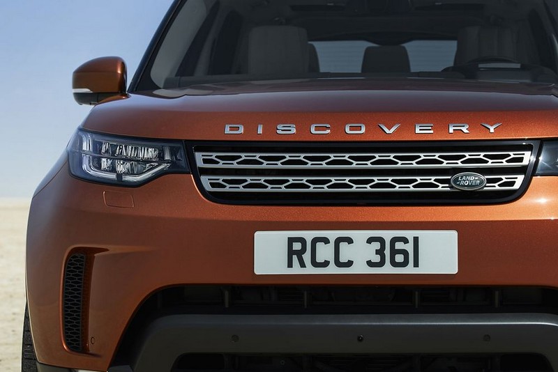 2017-Land-Rover-Discovery-8