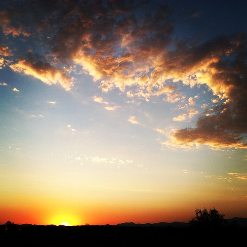 sunset cloudporn joshjohnson skyporn iphoneonly instagood uploaded:by=flickstagram instagram:photo=22630426918095270123031