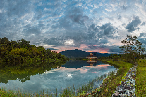 travel blue light red sky cloud sun lake reflection water yellow architecture sunrise canon landscape mirror mosque malaysia slowshutter 5d masjid scapes twop 1740f4 flickraward 5dmark2