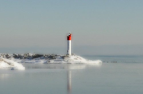 winter lighthouse snow color reflection ice water nikon lakeerie hfg portdoverontario