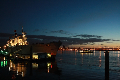 iris sunset ferry liverpool ship royal mersey illustrious hms merseyside