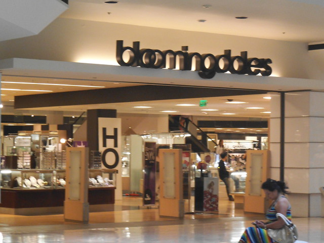 What we found out: Bloomingdales Beverly Center Hours