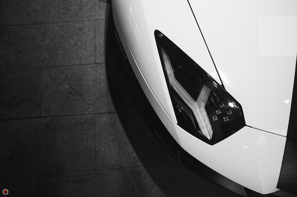Lamborghini Aventador LP700–4