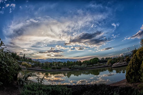 color luz lago agua paisaje artificial cielo nubes reflejos yecla lagoartificial josecasiellesfotógrafo