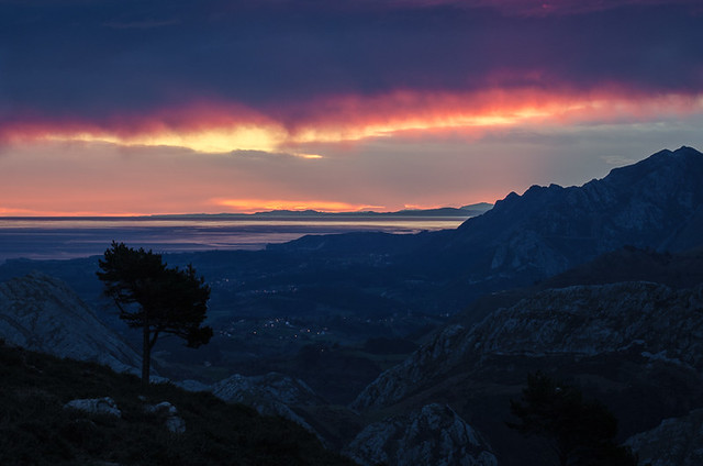 Sunrise from el Mirador del Fito, Caravia, Asturias