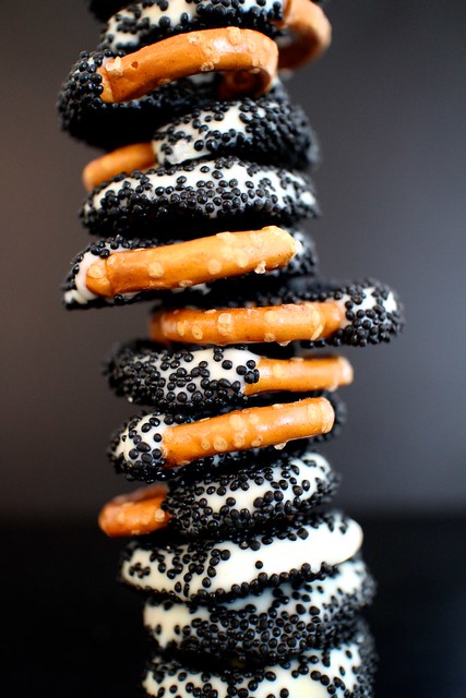 black and white chocolate dipped pretzels
