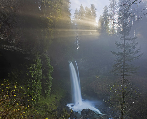 longexposure light water oregon waterfall or north hike falls trail rays silverfalls silverfall