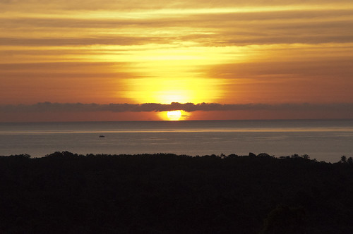 sea sun color colour sunrise landscape nikon rainforest australia d90
