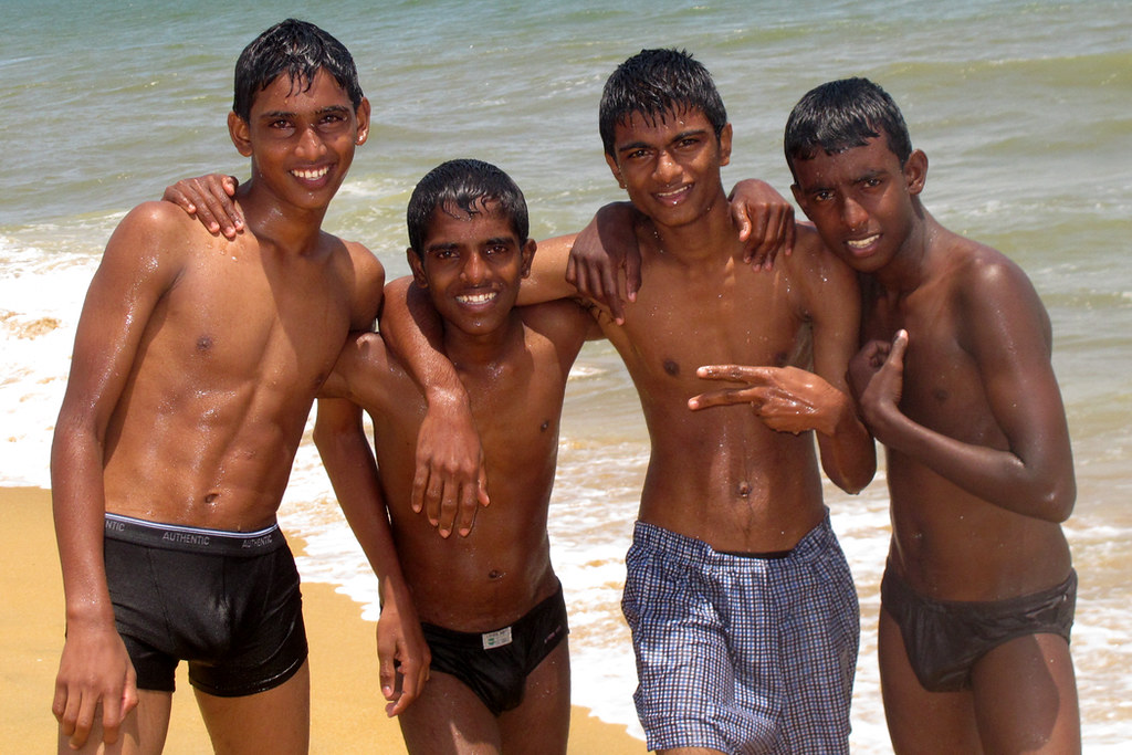 black-nail-indian-teenaged-boy-nude