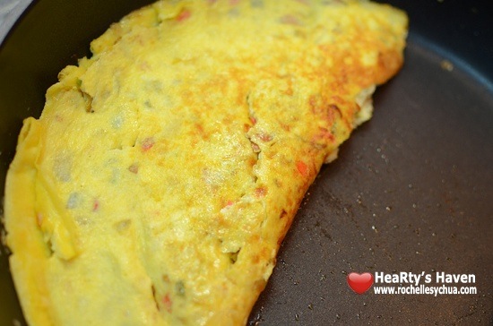 Recipe Vegetarian Omelette Shaping