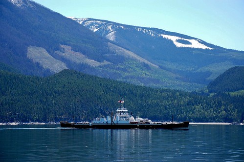 bc lakes ferries