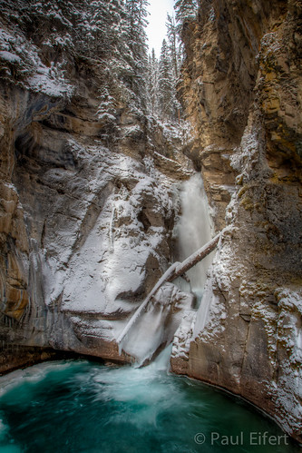 trees winter snow canada mountains ice nature water rockies flow rocks canadian canyon waterfalls dusted johnstoncanyon