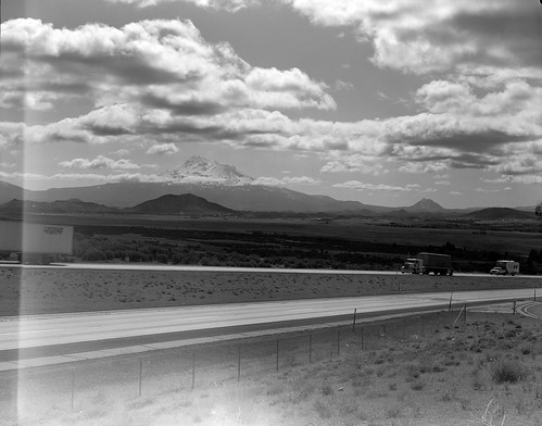 white black mountains film landscape highway large iso valley 4x5 format 100 plains acros
