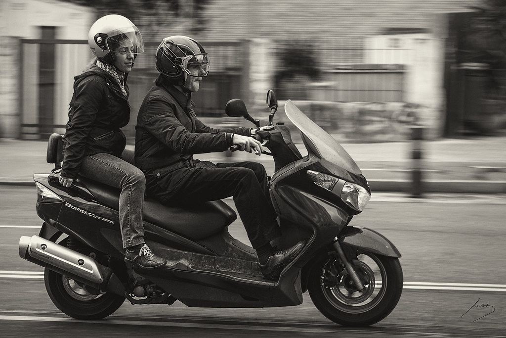 Pareja En Moto Diego Sacristan Flickr