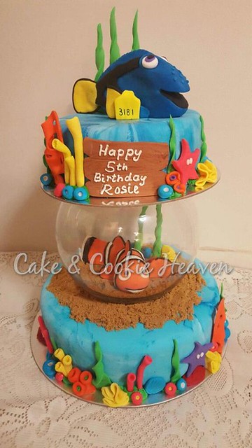 Finding Dory Cake by Sarah Mammone of Cake & Cookie Heaven