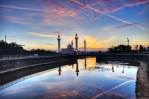 sunrise mosque friday masjid bukit shah alam jelutong tengku ampuan jemmaah