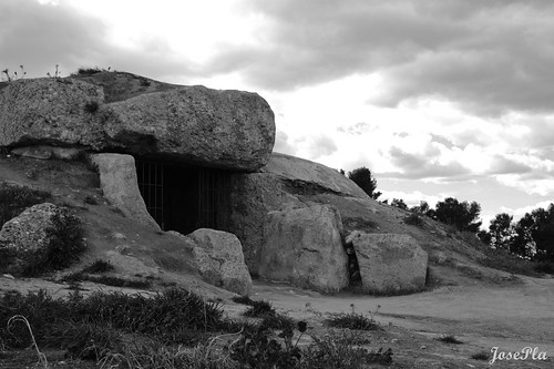bw españa megalithic canon spain andalucia burial malaga tombs antequera dolmen megalithicburialtombs