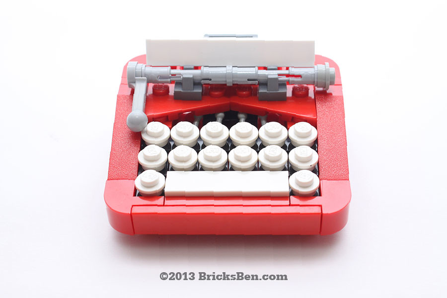 BricksBen - LEGO Typewriter - 1