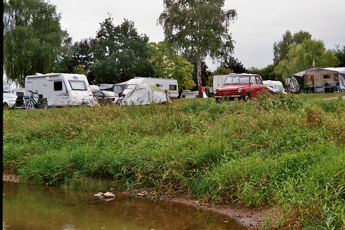 analog filmphotography fujifilms fujifilm superia weserbergland camping tent classiccar daf