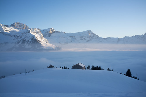 winter sunset mist mountains alps clouds snowshoe switzerland hike alpine shade uri hochnebel eggbergen