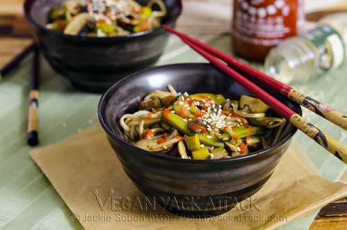 If you need a simple and delicious weeknight dinner idea, try out this Spring Soba Stir Fry! Vegan, healthy and easy-to-make.