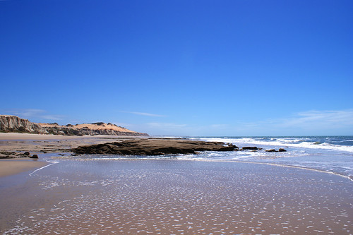 ocean blue sky cliff beach water brasil sand day desert wave clear shore foam a200 arimm