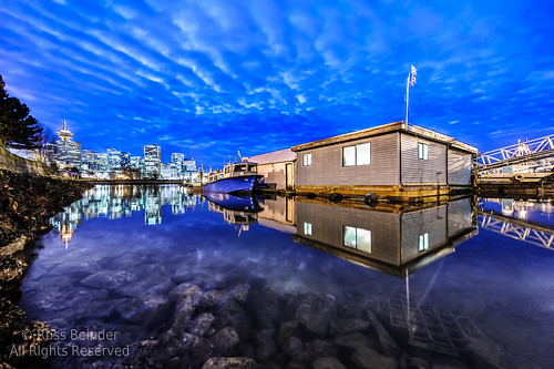 ocean canada water night vancouver bc portsidepark 1424mmf28