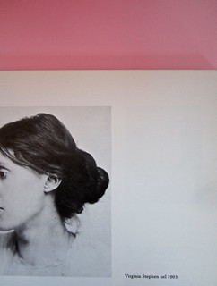 Virginia Woolf, di John Lehmann, La tartaruga edizioni, 1983. Art Director Sergio Calatroni. Pag. 15. (part.), 1