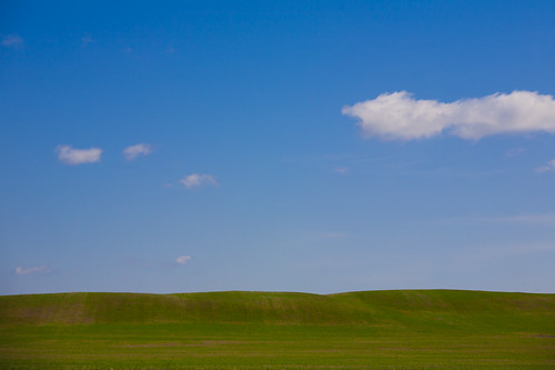 blue wallpaper sky usa green nature field wisconsin clouds landscape photography photo midwest image background belleville horizon picture hills photograph april northamerica minimalism minimalist canoneos5d danecounty 2013 canonef70200mmf4lisusm lorenzemlicka