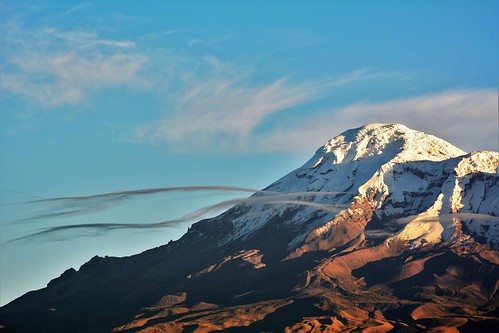 mountain riobamba snow nevado nieve cloud nube amanecer sunrise morning chimborazo volcan volcano ecuador